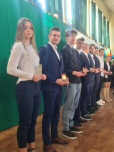 pozegnanie maturzystow23 (29)