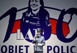 Uroczysta Gala z Okazji 100 lecia Kobiet w Policji (9)
