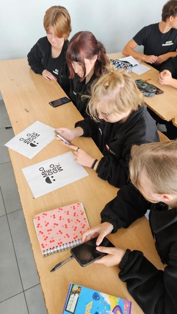 Przeciwdziałanie przemocy rówieśnicze zajęcia w 3o3j (1)